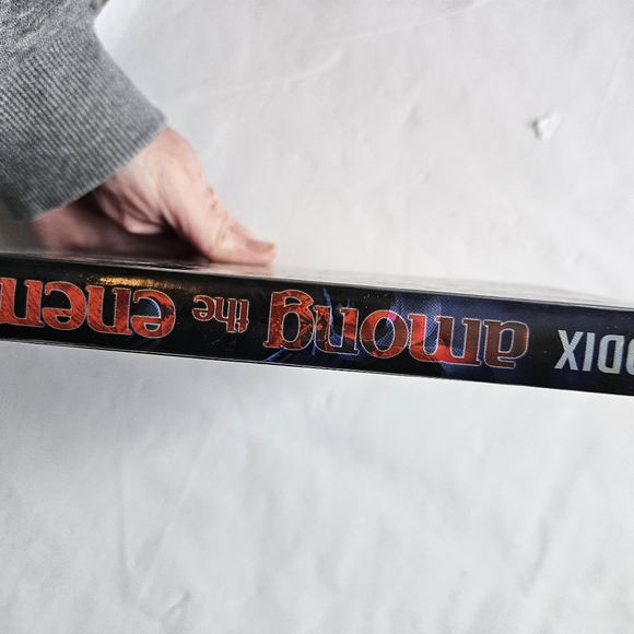 Among The Hidden hardback book - Picture 6 of 7